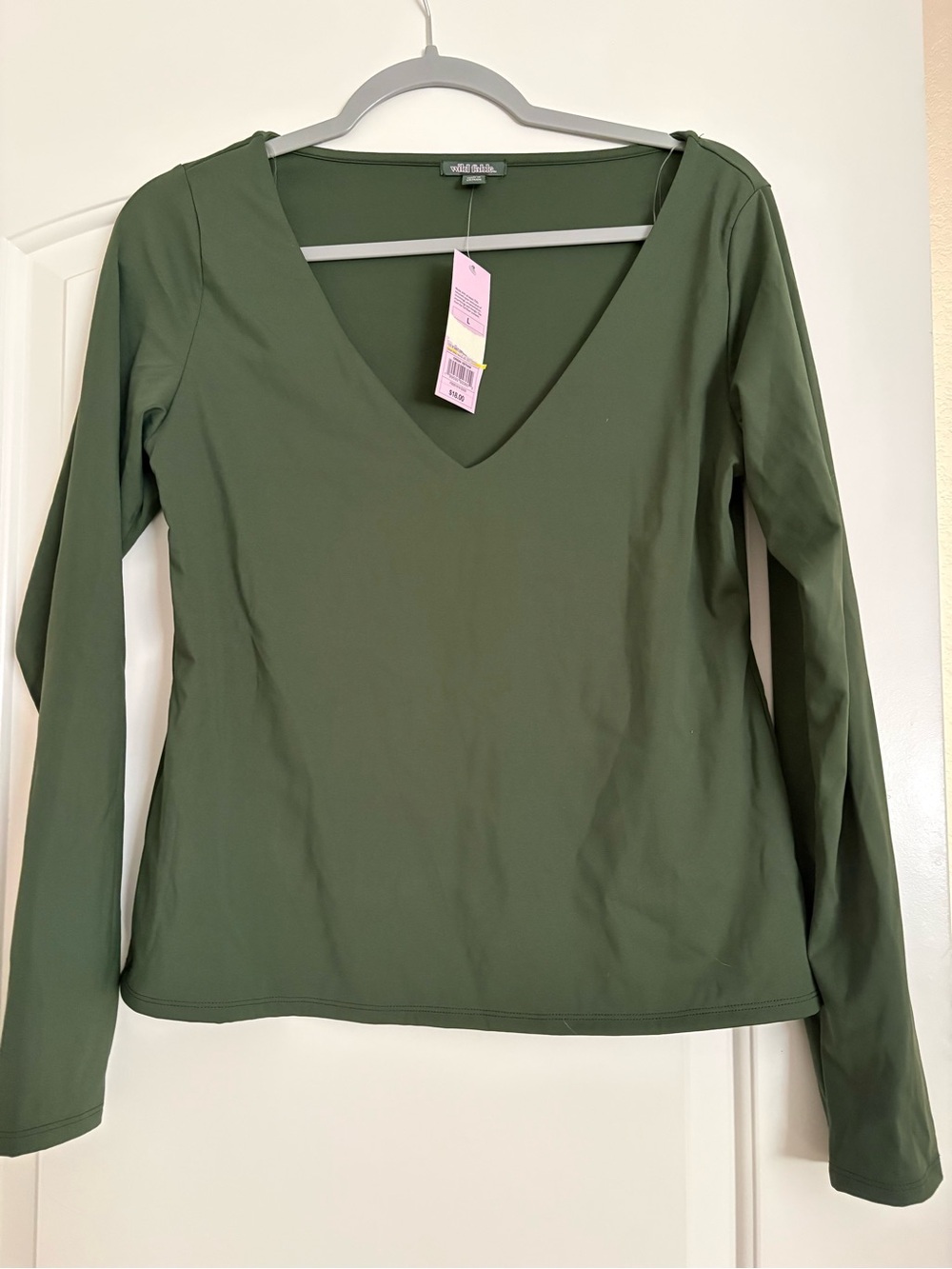 Wild Fable Olive V-Neck Long Sleeve Top - Deep Olive